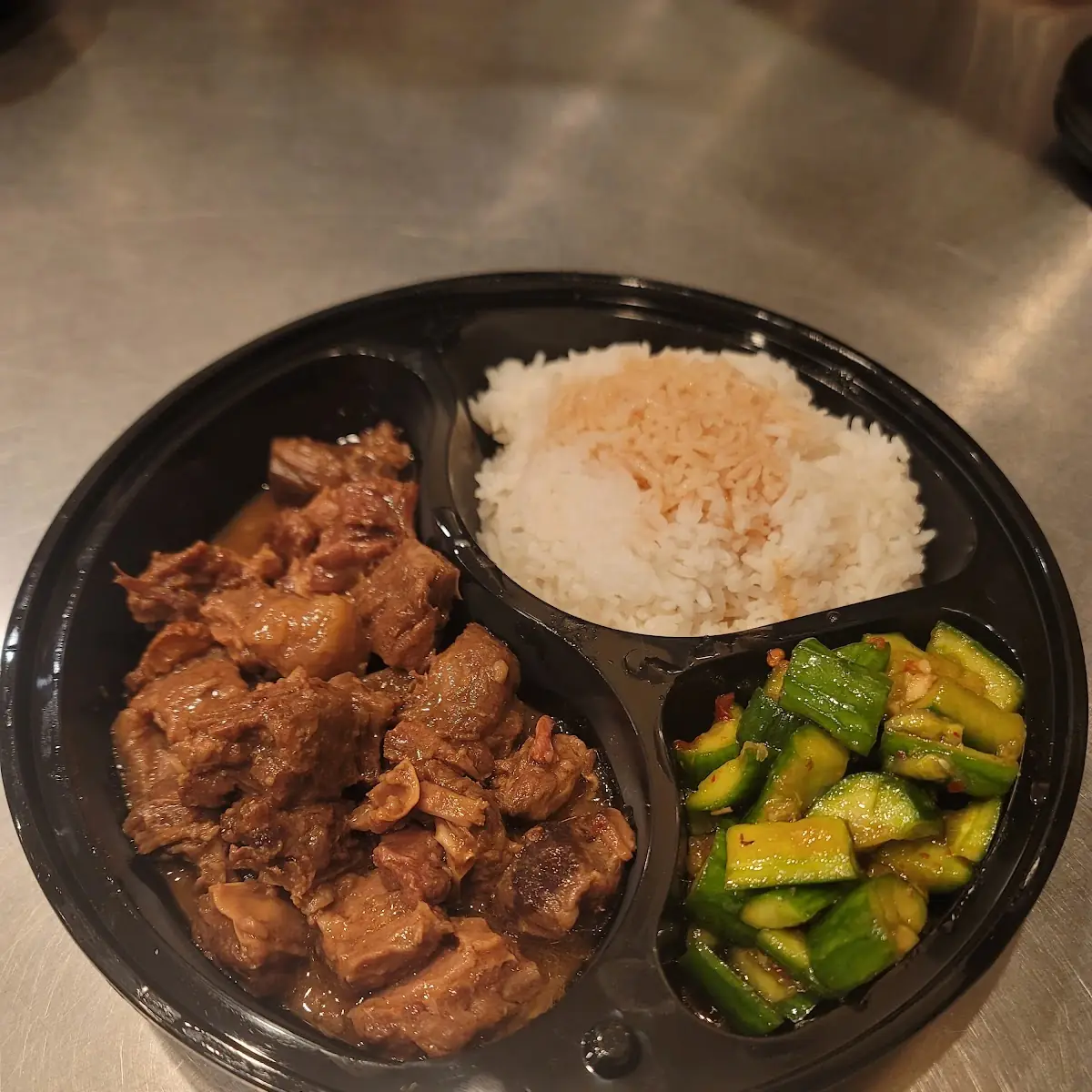 braised beef brisket bento柱侯牛腩飯